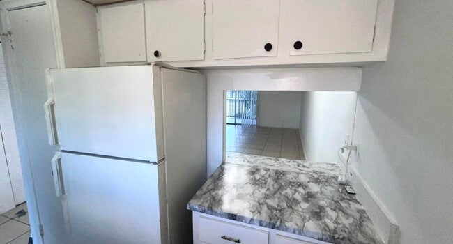 Building Photo - 6080 Forest Hill Blvd