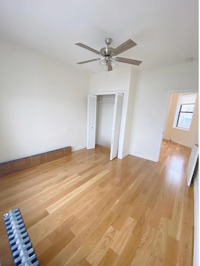 Building Photo - 6114 Highland Pl