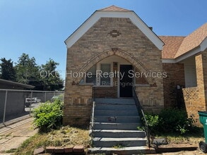 Building Photo - 2840 NW 23rd St