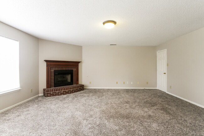 Building Photo - 3 Bedroom Home in Stansbury Community