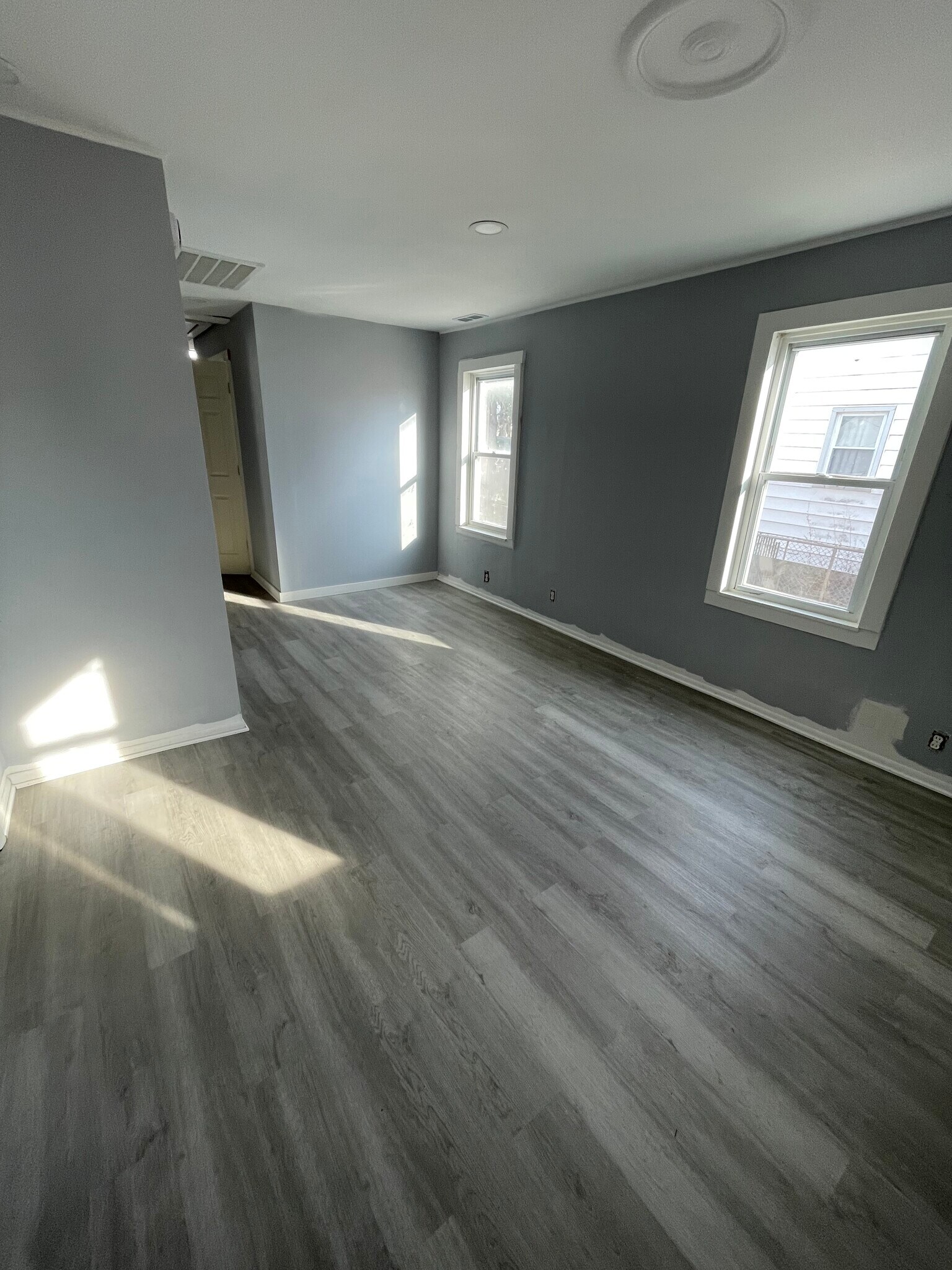 Building Photo - 23352 Hoover Ave