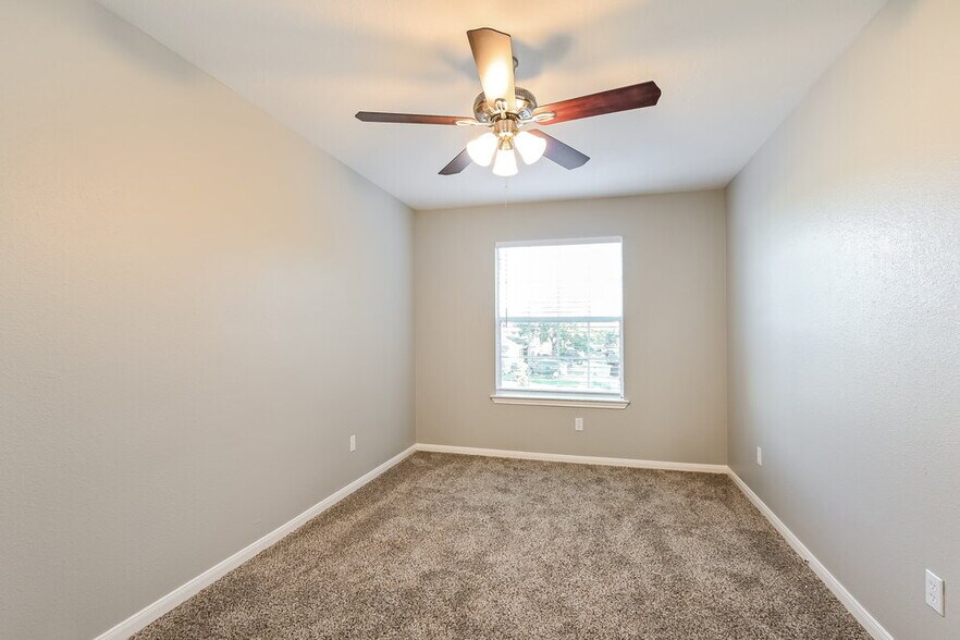 Building Photo - 13003 Garlenda Ln