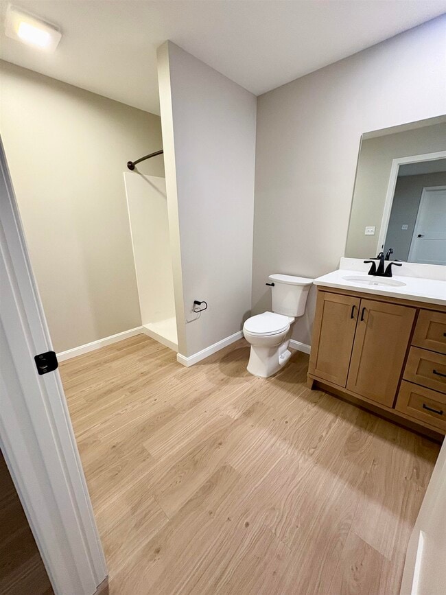 Building Photo - 15 Mountain Rd