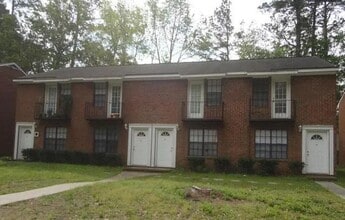 Building Photo - 113 Timber Ln