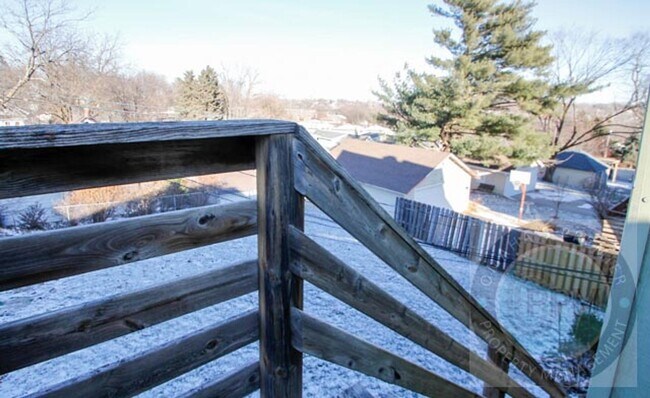 Building Photo - 4824 Webster St