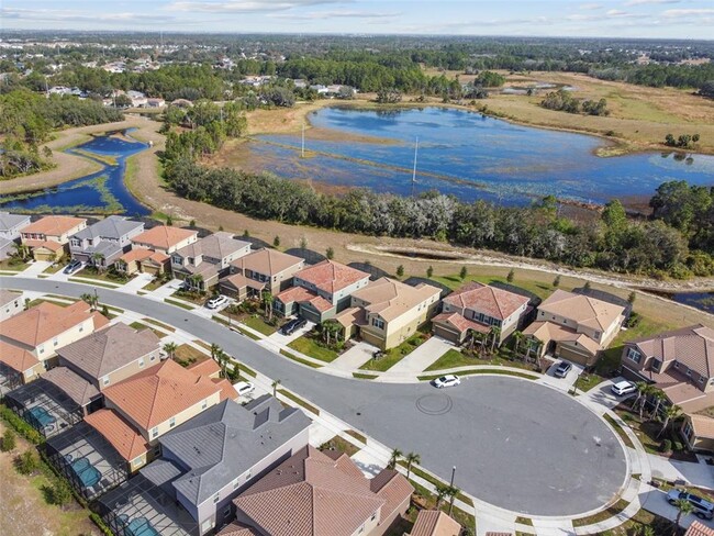 Building Photo - 7704 Oakmoss Loop