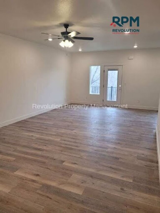 Building Photo - 4 bedroom and 3 bedroom new construction a...