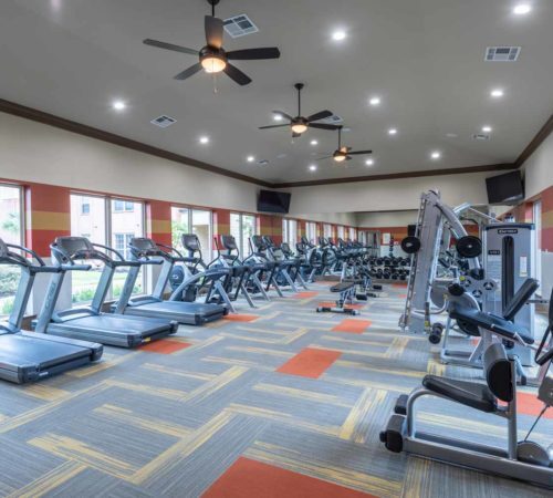 Building Photo - Resort-Style Amenities & $99 App Fee Only!