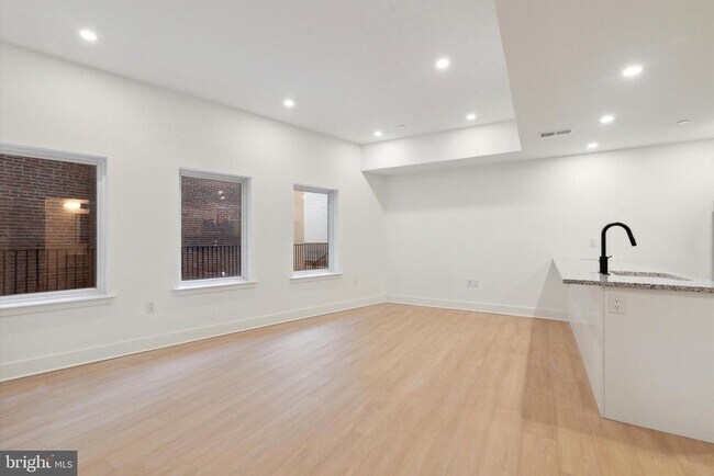 Building Photo - 1643 N 2nd St