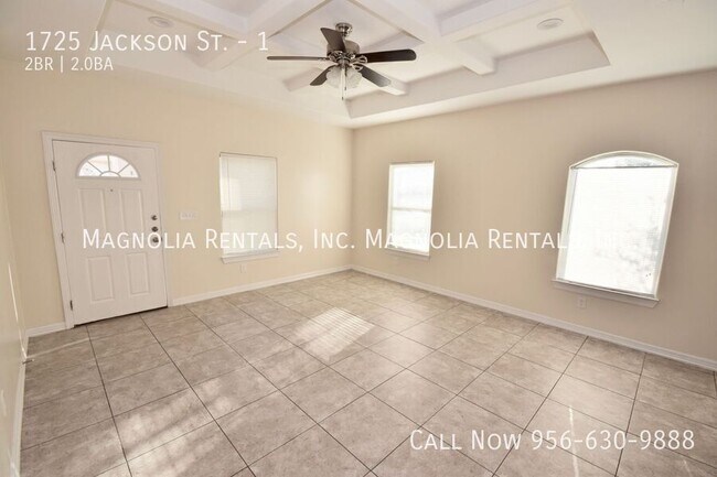 Building Photo - Weslaco Apartment for Rent - Westgate Vill...