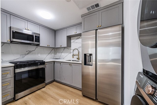 Building Photo - 5251 Agnes Avenue 3