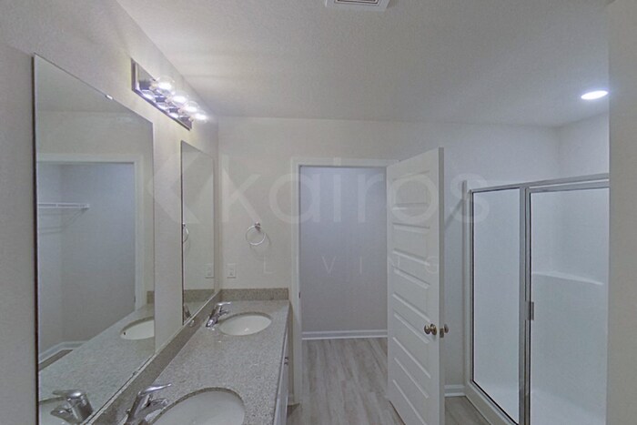 Building Photo - 4622 Malay Cir