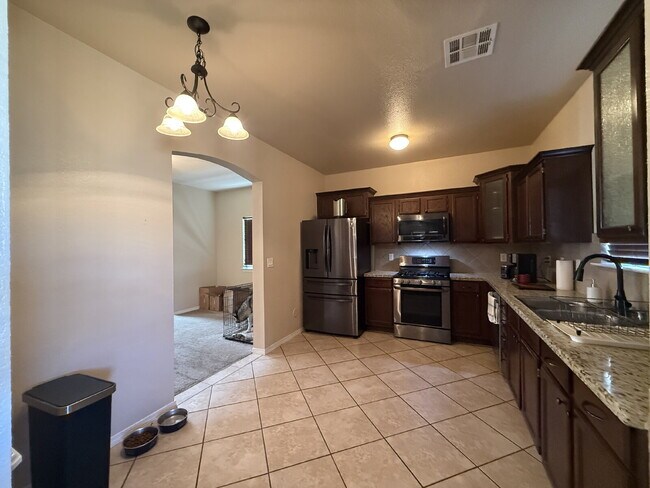 Building Photo - 12869 Little Misty Ln