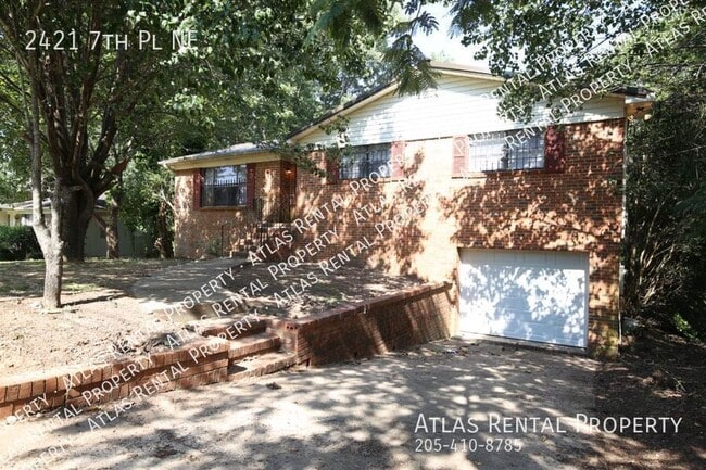 Building Photo - 2421 7th Pl NE