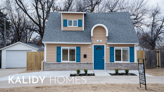 Building Photo - 15 S Walnut St