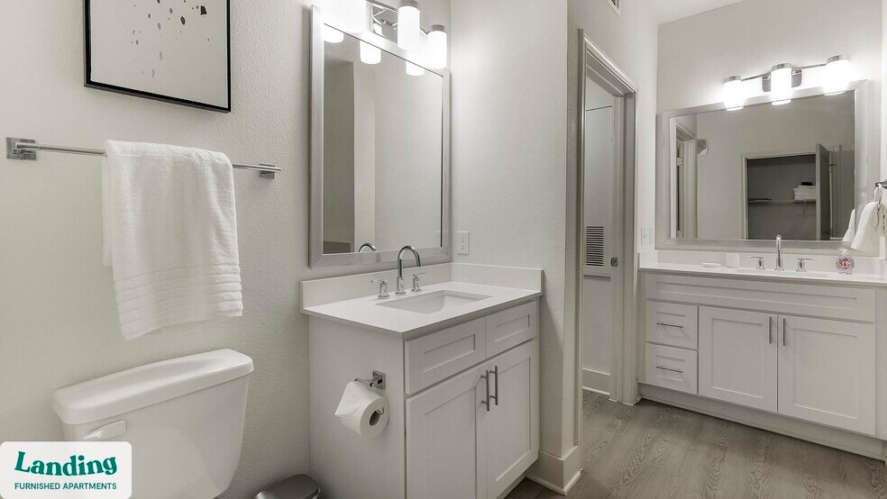 Building Photo - 15777 Quorum Dr