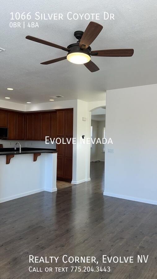 Building Photo - 1066 Silver Coyote Dr