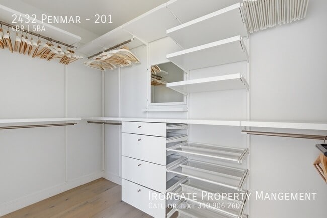 Building Photo - 2432 Penmar-201