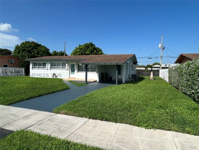 Building Photo - 5372 W 4th Ln