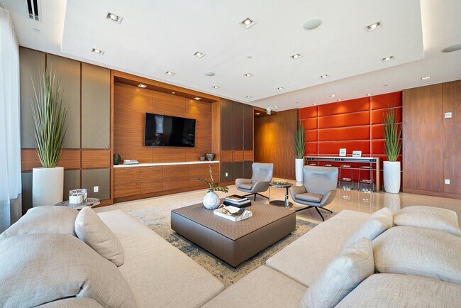 Building Photo - 3730 N Ocean Dr