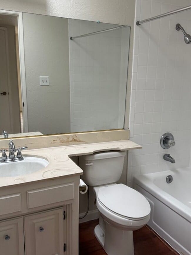 Building Photo - Great 2bd/1bth in Sacramento