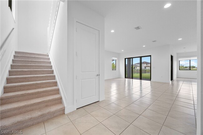 Building Photo - 5032 Frattina St.