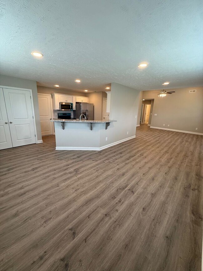 Building Photo - New Construction 3 Bedroom 2 bathroom for Lease