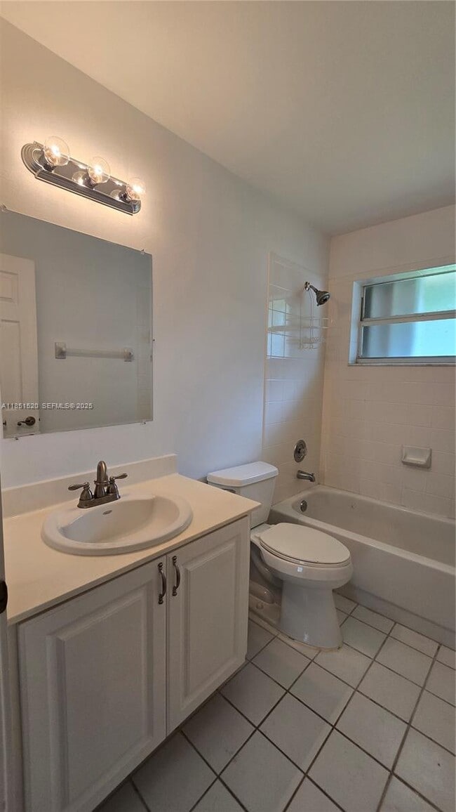 Building Photo - 3802 NW 122nd Terrace