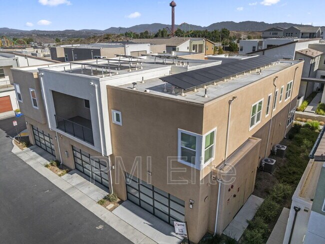 Building Photo - 26912 W Winding Trail Ct