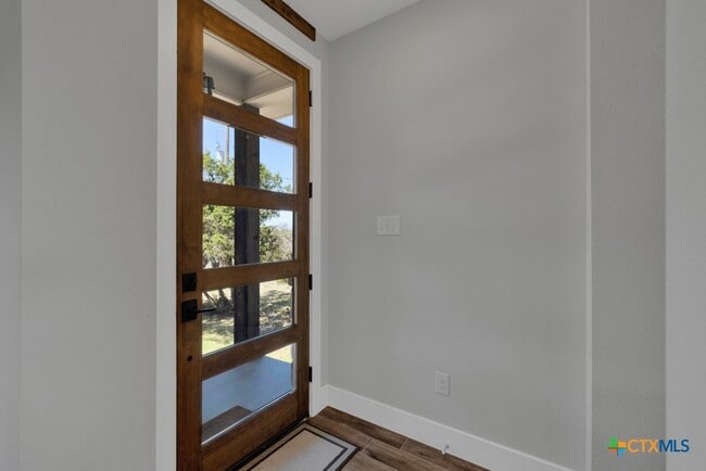 Building Photo - 315 Hilltop Ridge