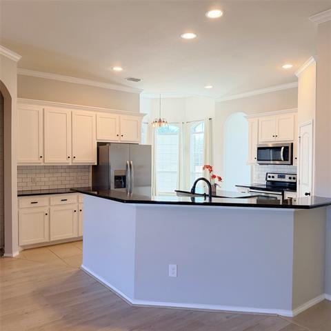 Building Photo - 312 Portland Ct