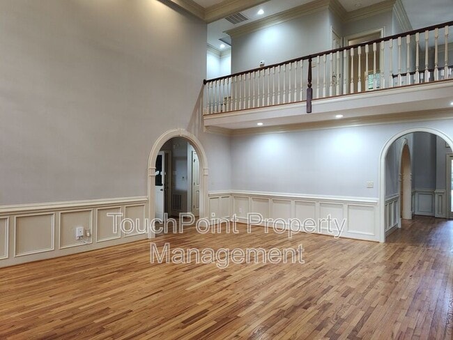 Building Photo - 4200 Old Course Dr
