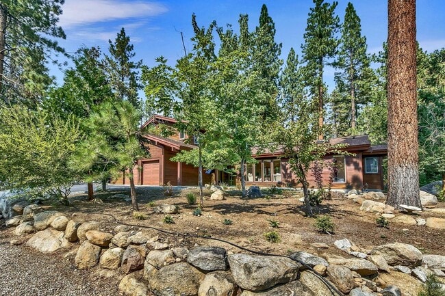 Building Photo - 982 Sand Iron Dr