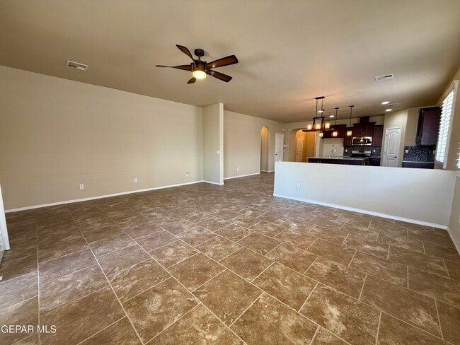 Building Photo - 7790 Enchanted Cir Dr