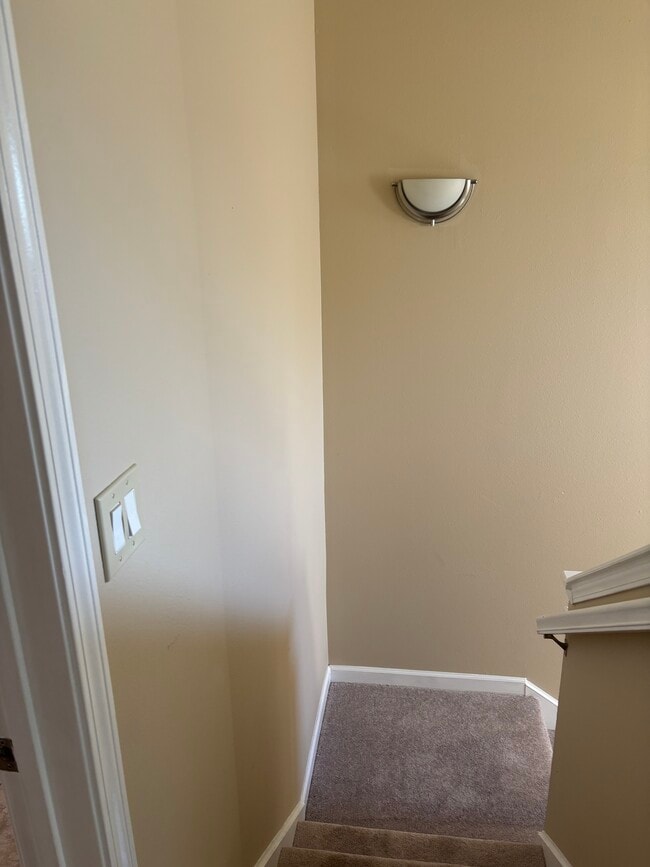 Building Photo - 2602 McKnight Crossing Ct