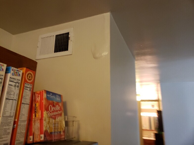 Building Photo - 2605 S Indiana Ave