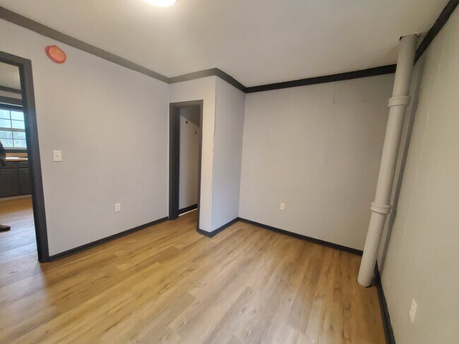 Building Photo - 2646 Reynolds St