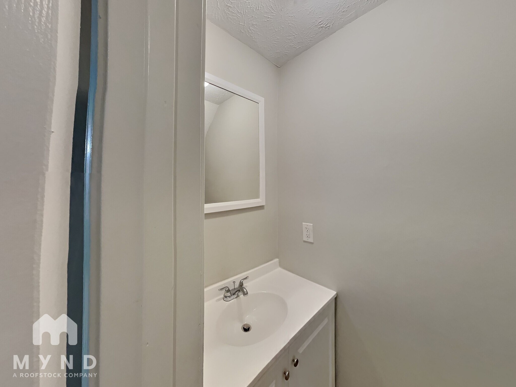 Building Photo - 5491 Orchard Ct