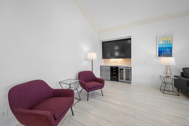 Building Photo - 114 Palm Point Cir