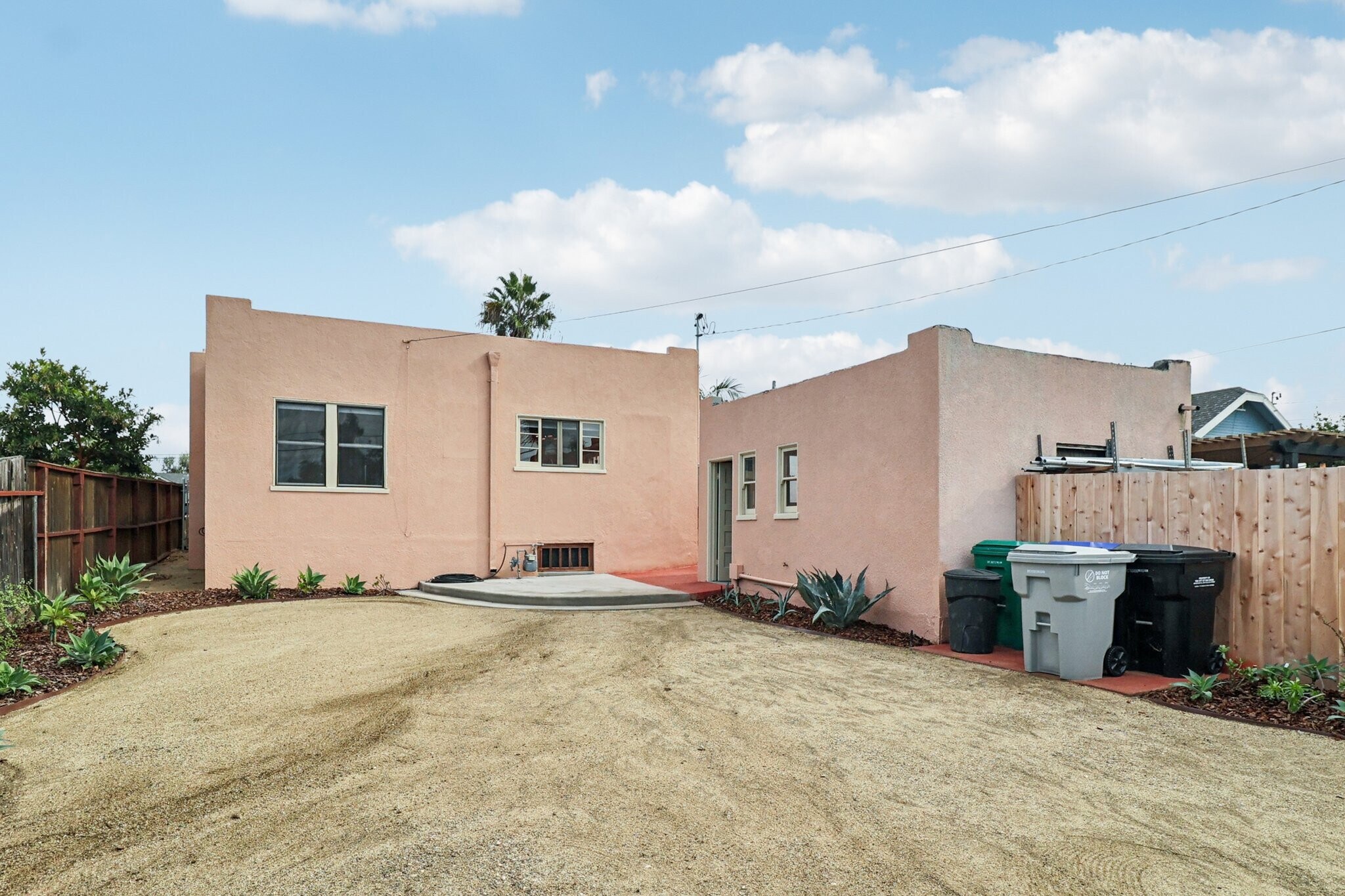 Building Photo - 3114 Bancroft St