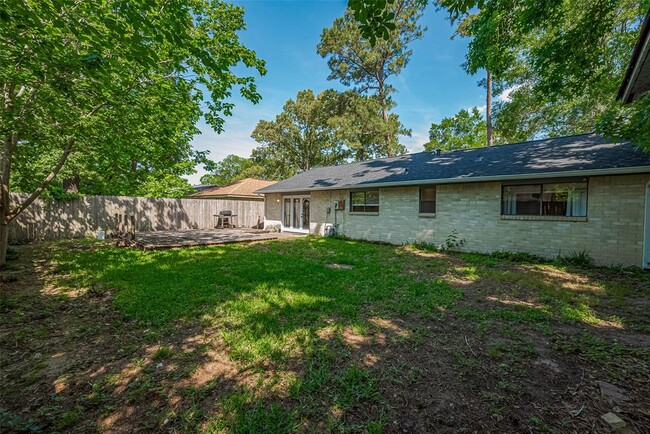 Building Photo - 2762 Foliage Green Dr