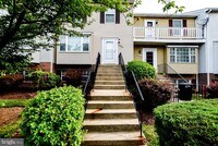 Building Photo - 15043 Cherrywood Dr
