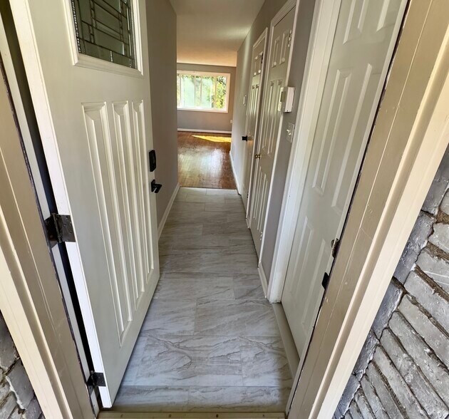 Entry Way- View 1 - 5422 67th Ave