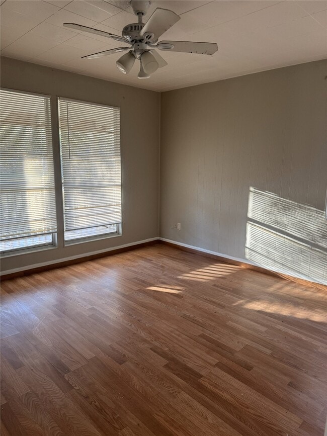 Building Photo - 705 Smokey River Bend