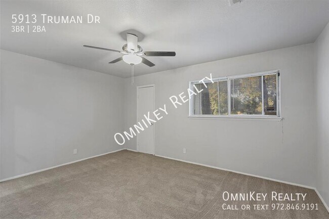 Building Photo - 5913 Truman Dr