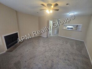 Building Photo - Recently renovated 2 bedroom 1.5 bath duplex