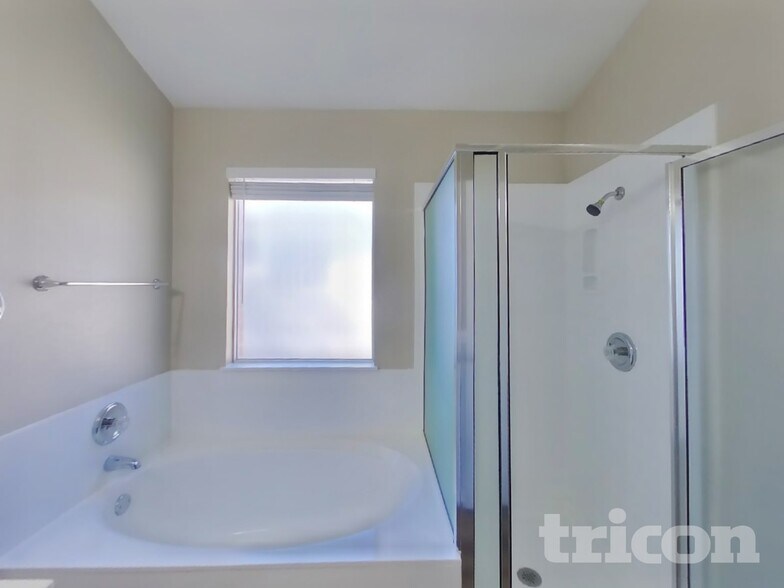 Building Photo - 1411 Catalina Dr