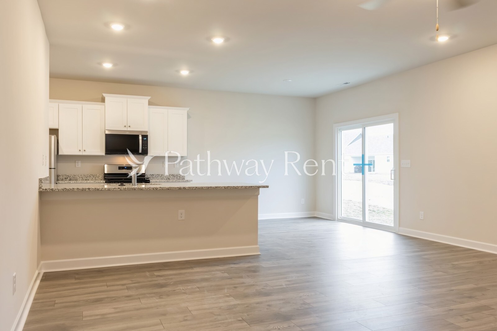 Building Photo - 3510 Quintana Dr