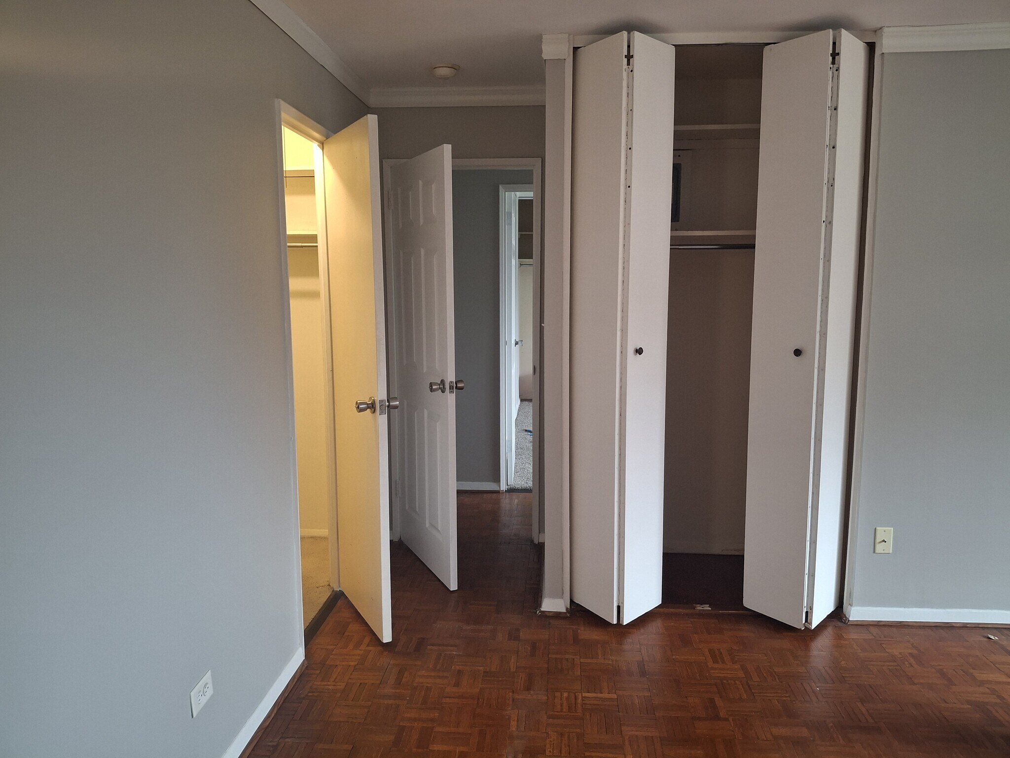 primary with walk-in and second closet - 1517 Hill Rd
