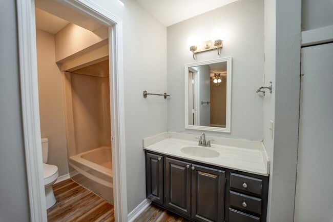 Building Photo - 13811 Turnberry Ln